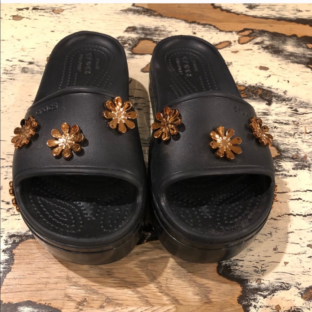 Platform Croc Slides🖤